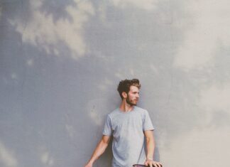 Kiedy graf ma cykl Hamiltona? Kiedy graf ma cykl Hamiltona?