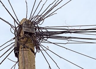 Który protokół routingu wykorzystuje algorytm Bellmana Forda? Który protokół routingu wykorzystuje algorytm Bellmana Forda?